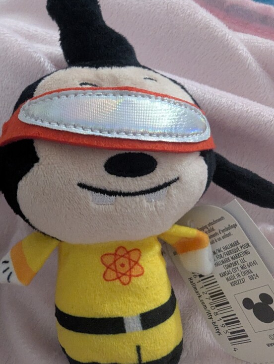 Hallmark Other - Hallmark Itty Bittys Disney A Goofy Movie Max as Powerline Plush Figure